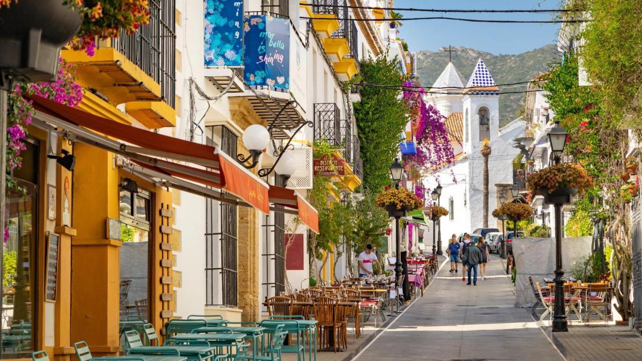 Idyllic Townhouse In Marbella Old Town Villa Exterior photo